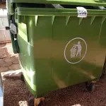 LOTE 590 - 01 CONTAINER HDPE EM-840 1200L. (NO ESTADO) ATENÇÃO! FAZER A VISITAÇÃO ANTES DE ARREMATAR, NÃO SABEMOS SE FUNCIONA. LEILÃO NÃO TEM GARANTIA E NEM DEVOLUÇÃO, SUJEITO A POSSÍVEIS AVARIAS VISÍVEIS/OCULTAS E/OU AUSÊNCIA DE COMPONENTES.