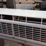 LOTE 394 - 01 EVAPORADORA MARCA CARRIER 12000BTU. (NO ESTADO) ATENÇÃO! FAZER A VISITAÇÃO ANTES DE ARREMATAR, NÃO SABEMOS SE FUNCIONA. LEILÃO NÃO TEM GARANTIA E NEM DEVOLUÇÃO, SUJEITO A POSSÍVEIS AVARIAS VISÍVEIS/OCULTAS E/OU AUSÊNCIA DE COMPONENTES.