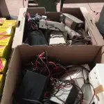 LOTE 510 - 01 LOTE COM APARELHOS ELETRÔNICOS DIVERSOS. (NO ESTADO) ATENÇÃO! FAZER A VISITAÇÃO ANTES DE ARREMATAR, NÃO SABEMOS SE FUNCIONA. LEILÃO NÃO TEM GARANTIA E NEM DEVOLUÇÃO, SUJEITO A POSSÍVEIS AVARIAS VISÍVEIS/OCULTAS E/OU AUSÊNCIA DE COMPONENTES.