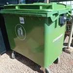 LOTE 620 - 01 CONTAINER HDPE EM-840 660L. (NO ESTADO) ATENÇÃO! FAZER A VISITAÇÃO ANTES DE ARREMATAR, NÃO SABEMOS SE FUNCIONA. LEILÃO NÃO TEM GARANTIA E NEM DEVOLUÇÃO, SUJEITO A POSSÍVEIS AVARIAS VISÍVEIS/OCULTAS E/OU AUSÊNCIA DE COMPONENTES.