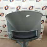 LOTE 610 - 01 CADEIRA DE ESCRITÓRIO COM BASE GIRATÓRIA. (NO ESTADO) ATENÇÃO! FAZER A VISITAÇÃO ANTES DE ARREMATAR, NÃO SABEMOS SE FUNCIONA. LEILÃO NÃO TEM GARANTIA E NEM DEVOLUÇÃO, SUJEITO A POSSÍVEIS AVARIAS VISÍVEIS/OCULTAS E/OU AUSÊNCIA DE COMPONENTES.