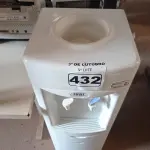 LOTE 432 - 01 BEBEDOURO PARA GARRAFÃO MARCA IBBL 220V. (NO ESTADO) ATENÇÃO! FAZER A VISITAÇÃO ANTES DE ARREMATAR, NÃO SABEMOS SE FUNCIONA. LEILÃO NÃO TEM GARANTIA E NEM DEVOLUÇÃO, SUJEITO A POSSÍVEIS AVARIAS VISÍVEIS/OCULTAS E/OU AUSÊNCIA DE COMPONENTES.