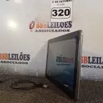 LOTE 320 - 01 TABLET SAMSUNG COM CABO. (NO ESTADO) ATENÇÃO! FAZER A VISITAÇÃO ANTES DE ARREMATAR, NÃO SABEMOS SE FUNCIONA. LEILÃO NÃO TEM GARANTIA E NEM DEVOLUÇÃO, SUJEITO A POSSÍVEIS AVARIAS VISÍVEIS/OCULTAS E/OU AUSÊNCIA DE COMPONENTES.
