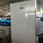 LOTE 483 - 01 FRIGOBAR MARCA CÔNSUL 220V. (NO ESTADO) ATENÇÃO! FAZER A VISITAÇÃO ANTES DE ARREMATAR, NÃO SABEMOS SE FUNCIONA. LEILÃO NÃO TEM GARANTIA E NEM DEVOLUÇÃO, SUJEITO A POSSÍVEIS AVARIAS VISÍVEIS/OCULTAS E/OU AUSÊNCIA DE COMPONENTES.
