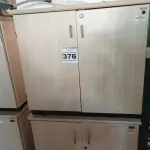 LOTE 376 - 02 ARMÁRIOS BAIXOS EM MADEIRA COM 02 PORTAS. (NO ESTADO) ATENÇÃO! FAZER A VISITAÇÃO ANTES DE ARREMATAR, NÃO SABEMOS SE FUNCIONA. LEILÃO NÃO TEM GARANTIA E NEM DEVOLUÇÃO, SUJEITO A POSSÍVEIS AVARIAS VISÍVEIS/OCULTAS E/OU AUSÊNCIA DE COMPONENTES.