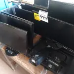 LOTE 419 - 10 MONITORES MARCAS E MODELOS DIVERSOS PARA RETIRADA DE PEÇAS. (NO ESTADO) ATENÇÃO! FAZER A VISITAÇÃO ANTES DE ARREMATAR, NÃO SABEMOS SE FUNCIONA. LEILÃO NÃO TEM GARANTIA E NEM DEVOLUÇÃO, SUJEITO A POSSÍVEIS AVARIAS VISÍVEIS/OCULTAS E/OU AUSÊNCIA DE COMPONENTES.