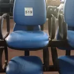 LOTE 519 - 02 LONGARINAS DE 03 LUGARES COM AVARIAS. (NO ESTADO) ATENÇÃO! FAZER A VISITAÇÃO ANTES DE ARREMATAR, NÃO SABEMOS SE FUNCIONA. LEILÃO NÃO TEM GARANTIA E NEM DEVOLUÇÃO, SUJEITO A POSSÍVEIS AVARIAS VISÍVEIS/OCULTAS E/OU AUSÊNCIA DE COMPONENTES.