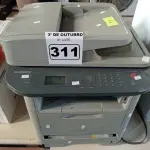 LOTE 311 - 03 IMPRESSORAS SENDO 02 MATRICIAL EPSON E 01 MULTIFUNCIONAL SAMSUNG SCX-5637FR. (NO ESTADO) ATENÇÃO! FAZER A VISITAÇÃO ANTES DE ARREMATAR, NÃO SABEMOS SE FUNCIONA. LEILÃO NÃO TEM GARANTIA E NEM DEVOLUÇÃO, SUJEITO A POSSÍVEIS AVARIAS VISÍVEIS/OCULTAS E/OU AUSÊNCIA DE COMPONENTES.