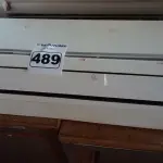 LOTE 489 - 01 EVAPORADORA MARCA LG 24000BTU. (NO ESTADO) ATENÇÃO! FAZER A VISITAÇÃO ANTES DE ARREMATAR, NÃO SABEMOS SE FUNCIONA. LEILÃO NÃO TEM GARANTIA E NEM DEVOLUÇÃO, SUJEITO A POSSÍVEIS AVARIAS VISÍVEIS/OCULTAS E/OU AUSÊNCIA DE COMPONENTES.