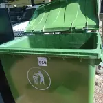 LOTE 620 - 01 CONTAINER HDPE EM-840 660L. (NO ESTADO) ATENÇÃO! FAZER A VISITAÇÃO ANTES DE ARREMATAR, NÃO SABEMOS SE FUNCIONA. LEILÃO NÃO TEM GARANTIA E NEM DEVOLUÇÃO, SUJEITO A POSSÍVEIS AVARIAS VISÍVEIS/OCULTAS E/OU AUSÊNCIA DE COMPONENTES.
