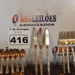 LOTE 416 - 22 PEÇAS DE TALHERES DIVERSOS EM METAL. (NO ESTADO) ATENÇÃO! FAZER A VISITAÇÃO ANTES DE ARREMATAR, NÃO SABEMOS SE FUNCIONA. LEILÃO NÃO TEM GARANTIA E NEM DEVOLUÇÃO, SUJEITO A POSSÍVEIS AVARIAS VISÍVEIS/OCULTAS E/OU AUSÊNCIA DE COMPONENTES.