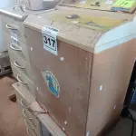 LOTE 317 - 01 SAUNA SOBRAMAR. (NO ESTADO) ATENÇÃO! FAZER A VISITAÇÃO ANTES DE ARREMATAR, NÃO SABEMOS SE FUNCIONA. LEILÃO NÃO TEM GARANTIA E NEM DEVOLUÇÃO, SUJEITO A POSSÍVEIS AVARIAS VISÍVEIS/OCULTAS E/OU AUSÊNCIA DE COMPONENTES.