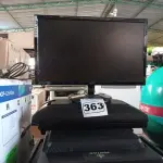 LOTE 363 - 10 MONITORES MARCAS E MODELOS DIVERSOS PARA RETIRADA DE PEÇAS. (NO ESTADO) ATENÇÃO! FAZER A VISITAÇÃO ANTES DE ARREMATAR, NÃO SABEMOS SE FUNCIONA. LEILÃO NÃO TEM GARANTIA E NEM DEVOLUÇÃO, SUJEITO A POSSÍVEIS AVARIAS VISÍVEIS/OCULTAS E/OU AUSÊNCIA DE COMPONENTES.