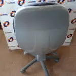 LOTE 615 - 01 CADEIRA DE ESCRITÓRIO COM BASE GIRATÓRIA. (NO ESTADO) ATENÇÃO! FAZER A VISITAÇÃO ANTES DE ARREMATAR, NÃO SABEMOS SE FUNCIONA. LEILÃO NÃO TEM GARANTIA E NEM DEVOLUÇÃO, SUJEITO A POSSÍVEIS AVARIAS VISÍVEIS/OCULTAS E/OU AUSÊNCIA DE COMPONENTES.
