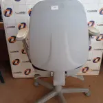 LOTE 606 - 01 CADEIRA DE ESCRITÓRIO COM BASE GIRATÓRIA. (NO ESTADO) ATENÇÃO! FAZER A VISITAÇÃO ANTES DE ARREMATAR, NÃO SABEMOS SE FUNCIONA. LEILÃO NÃO TEM GARANTIA E NEM DEVOLUÇÃO, SUJEITO A POSSÍVEIS AVARIAS VISÍVEIS/OCULTAS E/OU AUSÊNCIA DE COMPONENTES.