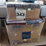 LOTE 343 - 01 LOTE COM VÁRIOS CDS E DVD’S TÍTULOS DIVERSOS. (NO ESTADO) ATENÇÃO! FAZER A VISITAÇÃO ANTES DE ARREMATAR, NÃO SABEMOS SE FUNCIONA. LEILÃO NÃO TEM GARANTIA E NEM DEVOLUÇÃO, SUJEITO A POSSÍVEIS AVARIAS VISÍVEIS/OCULTAS E/OU AUSÊNCIA DE COMPONENTES.