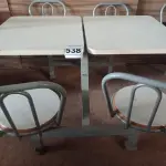 LOTE 538 - 01 MESA PARA LANCHONETE. (NO ESTADO) ATENÇÃO! FAZER A VISITAÇÃO ANTES DE ARREMATAR, NÃO SABEMOS SE FUNCIONA. LEILÃO NÃO TEM GARANTIA E NEM DEVOLUÇÃO, SUJEITO A POSSÍVEIS AVARIAS VISÍVEIS/OCULTAS E/OU AUSÊNCIA DE COMPONENTES.