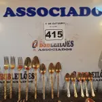 LOTE 415 - 22 PEÇAS DE TALHERES DIVERSOS EM METAL. (NO ESTADO) ATENÇÃO! FAZER A VISITAÇÃO ANTES DE ARREMATAR, NÃO SABEMOS SE FUNCIONA. LEILÃO NÃO TEM GARANTIA E NEM DEVOLUÇÃO, SUJEITO A POSSÍVEIS AVARIAS VISÍVEIS/OCULTAS E/OU AUSÊNCIA DE COMPONENTES.