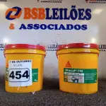 LOTE 454 - 02 GALÕES SIKACRYL-203, SELANTE ACRÍLICO FLEXÍVEL. (NO ESTADO) ATENÇÃO! FAZER A VISITAÇÃO ANTES DE ARREMATAR, NÃO SABEMOS SE FUNCIONA. LEILÃO NÃO TEM GARANTIA E NEM DEVOLUÇÃO, SUJEITO A POSSÍVEIS AVARIAS VISÍVEIS/OCULTAS E/OU AUSÊNCIA DE COMPONENTES.