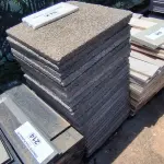 LOTE 215 - 01 LOTE COM PLACAS EM CONCRETO PARA PISO (NO ESTADO, NÃO SABEMOS SE FUNCIONA. LEILÃO NÃO TEM GARANTIA E NEM DEVOLUÇÃO).