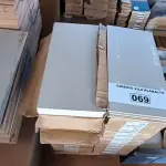LOTE 069 - 22 CAIXAS DE REVESTIMENTO 30CM X 60CM PORTOBELLO MINIMALE (NO ESTADO, NÃO SABEMOS SE FUNCIONA. LEILÃO NÃO TEM GARANTIA E NEM DEVOLUÇÃO).