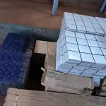 LOTE 169 - 01 LOTE COM PASTILHAS NA COR BRANCA E AZUL (NO ESTADO, NÃO SABEMOS SE FUNCIONA. LEILÃO NÃO TEM GARANTIA E NEM DEVOLUÇÃO).