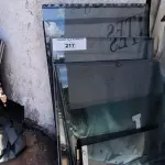LOTE 217 - 01 LOTE COM VIDROS TAMANHOS DIVERSOS (NO ESTADO, NÃO SABEMOS SE FUNCIONA. LEILÃO NÃO TEM GARANTIA E NEM DEVOLUÇÃO).