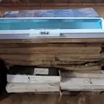 LOTE 062 - 01 LOTE COM LUMINÁRIAS DE EMBUTIR (NO ESTADO, NÃO SABEMOS SE FUNCIONA. LEILÃO NÃO TEM GARANTIA E NEM DEVOLUÇÃO).