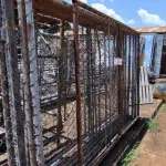 LOTE 227 - 01 LOTE COM GRADES DE ALAMBRADO (NO ESTADO, NÃO SABEMOS SE FUNCIONA. LEILÃO NÃO TEM GARANTIA E NEM DEVOLUÇÃO).