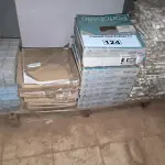LOTE 124 - 01 LOTE COM PASTILHAS TAMANHOS E CORES DIVERSAS (NO ESTADO, NÃO SABEMOS SE FUNCIONA. LEILÃO NÃO TEM GARANTIA E NEM DEVOLUÇÃO).