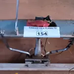 LOTE 154 - 01 NIVELADOR DE CONCRETO A GASOLINA (NO ESTADO, NÃO SABEMOS SE FUNCIONA. LEILÃO NÃO TEM GARANTIA E NEM DEVOLUÇÃO).
