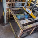 LOTE 186 - 01 SERRA DE BANCADA (NO ESTADO, NÃO SABEMOS SE FUNCIONA. LEILÃO NÃO TEM GARANTIA E NEM DEVOLUÇÃO).