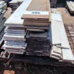 LOTE 200 - 01 LOTE COM RODAPÉS EM GRANITO TAMANHOS E CORES DIVERSAS (NO ESTADO, NÃO SABEMOS SE FUNCIONA. LEILÃO NÃO TEM GARANTIA E NEM DEVOLUÇÃO).