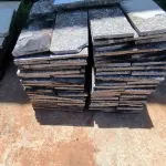 LOTE 212 - 01 LOTE COM PISOS DE PEDRA PEQUENOS (NO ESTADO, NÃO SABEMOS SE FUNCIONA. LEILÃO NÃO TEM GARANTIA E NEM DEVOLUÇÃO).
