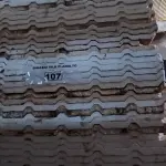 LOTE 107 - 01 LOTE COM ISOPOR PARA TELHAS (NO ESTADO, NÃO SABEMOS SE FUNCIONA. LEILÃO NÃO TEM GARANTIA E NEM DEVOLUÇÃO).