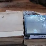 LOTE 083 - 06 LUMINÁRIAS PARA POSTE (NO ESTADO, NÃO SABEMOS SE FUNCIONA. LEILÃO NÃO TEM GARANTIA E NEM DEVOLUÇÃO).