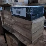 LOTE 083 - 06 LUMINÁRIAS PARA POSTE (NO ESTADO, NÃO SABEMOS SE FUNCIONA. LEILÃO NÃO TEM GARANTIA E NEM DEVOLUÇÃO).