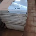 LOTE 114 - 01 LOTE COM REVESTIMENTO 50X50 ELIANE BIANCO (NO ESTADO, NÃO SABEMOS SE FUNCIONA. LEILÃO NÃO TEM GARANTIA E NEM DEVOLUÇÃO).