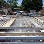 LOTE 243 - 01 LOTE COM GRADES EM FERRO NA COR BRANCA COM TELAS (NO ESTADO, NÃO SABEMOS SE FUNCIONA. LEILÃO NÃO TEM GARANTIA E NEM DEVOLUÇÃO).