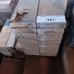 LOTE 187 - 22 CAIXAS DE REVESTIMENTO 30X60 PORTOBELLO (NO ESTADO, NÃO SABEMOS SE FUNCIONA. LEILÃO NÃO TEM GARANTIA E NEM DEVOLUÇÃO).