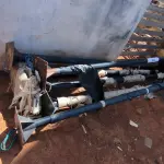 LOTE 022 - 06 POSTES SENDO 003 COM LUMINÁRIAS (NO ESTADO, NÃO SABEMOS SE FUNCIONA. LEILÃO NÃO TEM GARANTIA E NEM DEVOLUÇÃO).