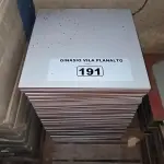 LOTE 191 - 01 LOTE COM PISOS 45X45 DIVERSOS (NO ESTADO, NÃO SABEMOS SE FUNCIONA. LEILÃO NÃO TEM GARANTIA E NEM DEVOLUÇÃO).