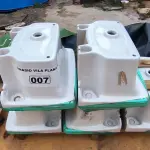 LOTE 007 - 01 LOTE COM 05 TANQUES PARA LAVANDERIA CELITE BRANCO (NO ESTADO, NÃO SABEMOS SE FUNCIONA. LEILÃO NÃO TEM GARANTIA E NEM DEVOLUÇÃO).