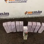 LOTE 026 - 10 PERFUMES LE PETIT 30ML. (NO ESTADO) ATENÇÃO! FAZER A VISITAÇÃO ANTES DE ARREMATAR, NÃO SABEMOS SE FUNCIONA. LEILÃO NÃO TEM GARANTIA E NEM DEVOLUÇÃO, SUJEITO A POSSÍVEIS AVARIAS VISÍVEIS/OCULTAS E/OU AUSÊNCIA DE COMPONENTES.