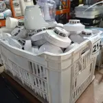 LOTE 214 - 01 LOTE COM GRANDE QUANTIDADE DETECTORES DE FUMAÇA. (NO ESTADO) ATENÇÃO! FAZER A VISITAÇÃO ANTES DE ARREMATAR, NÃO SABEMOS SE FUNCIONA. LEILÃO NÃO TEM GARANTIA E NEM DEVOLUÇÃO, SUJEITO A POSSÍVEIS AVARIAS VISÍVEIS/OCULTAS E/OU AUSÊNCIA DE COMPONENTES.