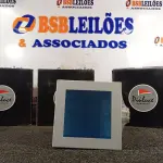 LOTE 156 - 04 LUMINÁRIAS DE EMBUTIR 20X20 5380 PIULUCECE. (NO ESTADO) ATENÇÃO! FAZER A VISITAÇÃO ANTES DE ARREMATAR, NÃO SABEMOS SE FUNCIONA. LEILÃO NÃO TEM GARANTIA E NEM DEVOLUÇÃO, SUJEITO A POSSÍVEIS AVARIAS VISÍVEIS/OCULTAS E/OU AUSÊNCIA DE COMPONENTES.
