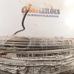 LOTE 230 - 01 ROLO DE CABO FLEXÍVEL 100M 1X2,5MM NA COR CINZA(NOVO). (NO ESTADO) ATENÇÃO! FAZER A VISITAÇÃO ANTES DE ARREMATAR, NÃO SABEMOS SE FUNCIONA. LEILÃO NÃO TEM GARANTIA E NEM DEVOLUÇÃO, SUJEITO A POSSÍVEIS AVARIAS VISÍVEIS/OCULTAS E/OU AUSÊNCIA DE COMPONENTES.