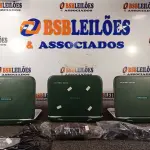 LOTE 048 - 03 NETBOOK’S MARCAS POSITIVO COM FONTE. (NO ESTADO) ATENÇÃO! FAZER A VISITAÇÃO ANTES DE ARREMATAR, NÃO SABEMOS SE FUNCIONA. LEILÃO NÃO TEM GARANTIA E NEM DEVOLUÇÃO, SUJEITO A POSSÍVEIS AVARIAS VISÍVEIS/OCULTAS E/OU AUSÊNCIA DE COMPONENTES.