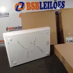 LOTE 136 - 04 PLAFONS DE SOBREPOR 40X30 INCOLUSTRE. (NO ESTADO) ATENÇÃO! FAZER A VISITAÇÃO ANTES DE ARREMATAR, NÃO SABEMOS SE FUNCIONA. LEILÃO NÃO TEM GARANTIA E NEM DEVOLUÇÃO, SUJEITO A POSSÍVEIS AVARIAS VISÍVEIS/OCULTAS E/OU AUSÊNCIA DE COMPONENTES.