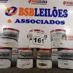 LOTE 161 - 06 LATAS DE COLORANTE SUVINIL. (NO ESTADO) ATENÇÃO! FAZER A VISITAÇÃO ANTES DE ARREMATAR, NÃO SABEMOS SE FUNCIONA. LEILÃO NÃO TEM GARANTIA E NEM DEVOLUÇÃO, SUJEITO A POSSÍVEIS AVARIAS VISÍVEIS/OCULTAS E/OU AUSÊNCIA DE COMPONENTES.